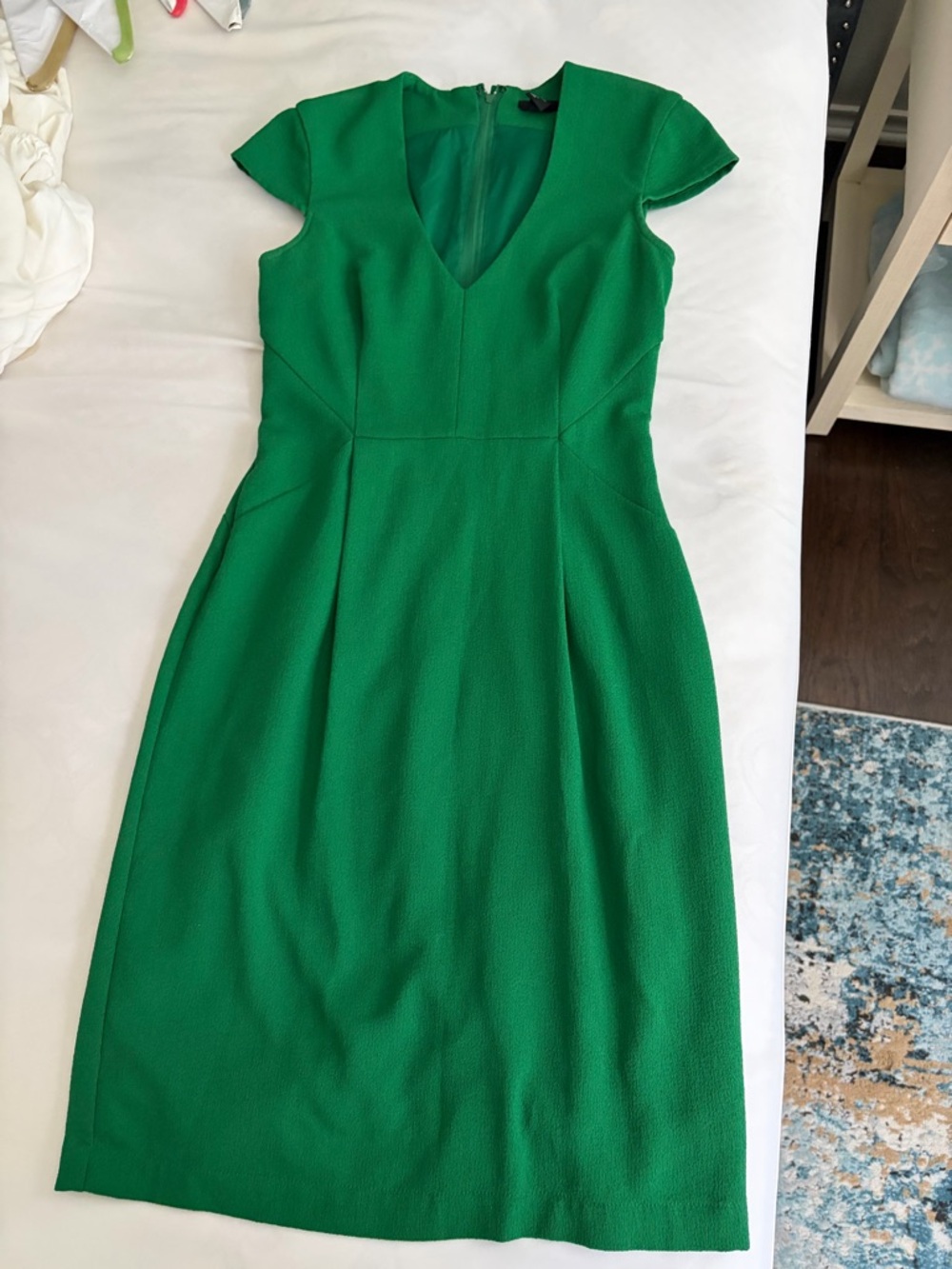 H&M Emerald Green V-Neck Cap-Sleeve Midi Dress
